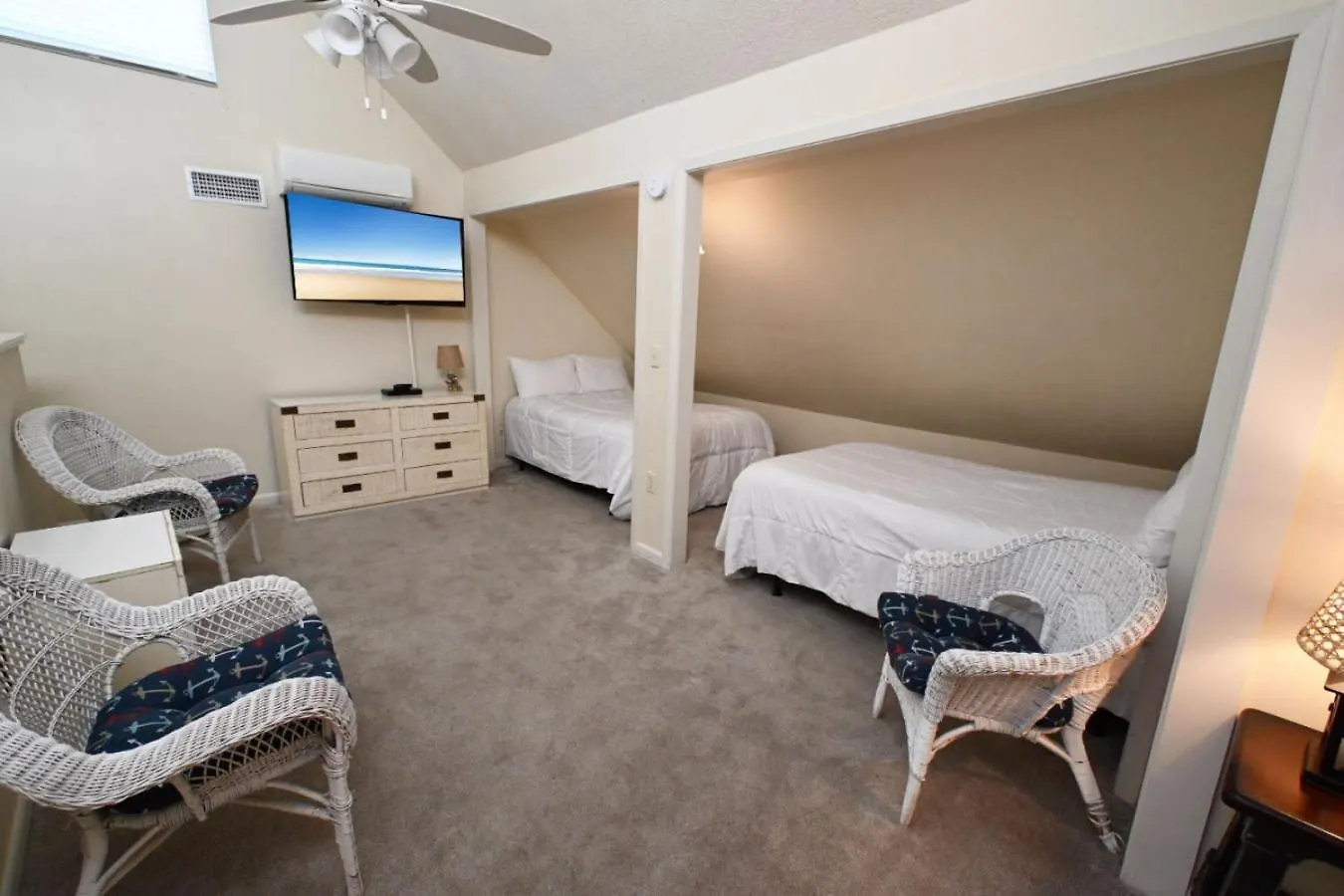 Sandpiper Cove Villa 9 3 Bedroom 3 Bath Sleeps 10 Destin 0*,